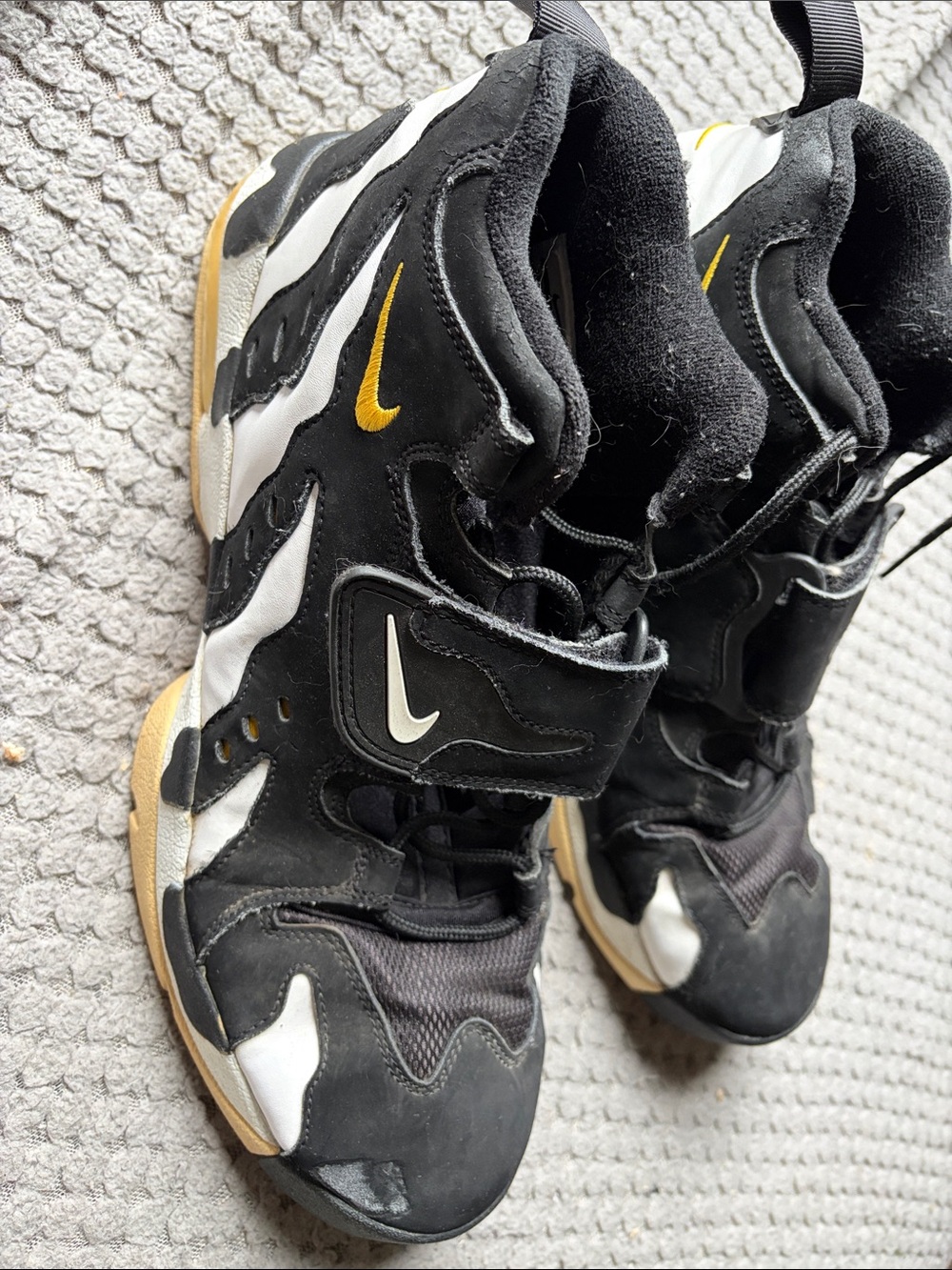 Nike Air DT Max ‘96 Black White and Yellow High-Top Sneakers